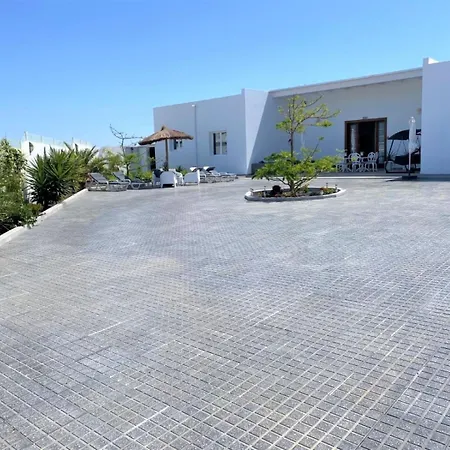 Lillos Villa